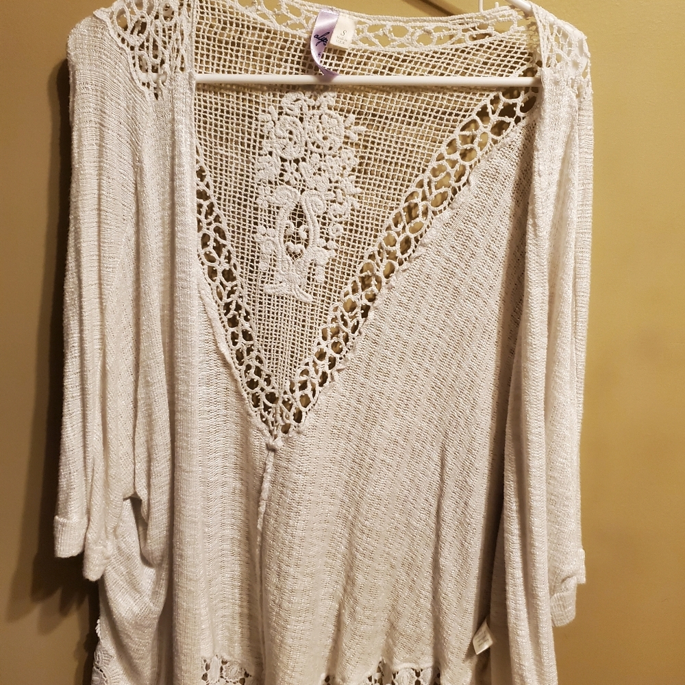 White lace cut out kimono